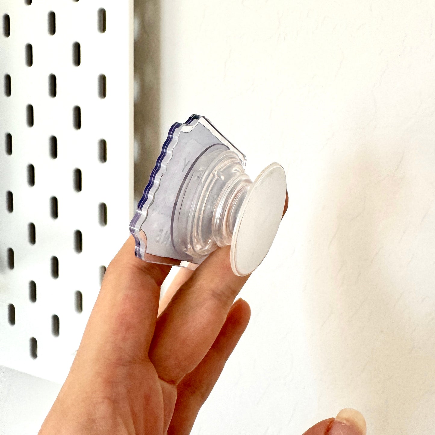 Romantasy Phone / E-Reader Grip